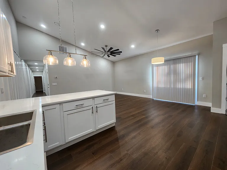 6388 W Flanders Ln — Photo 23