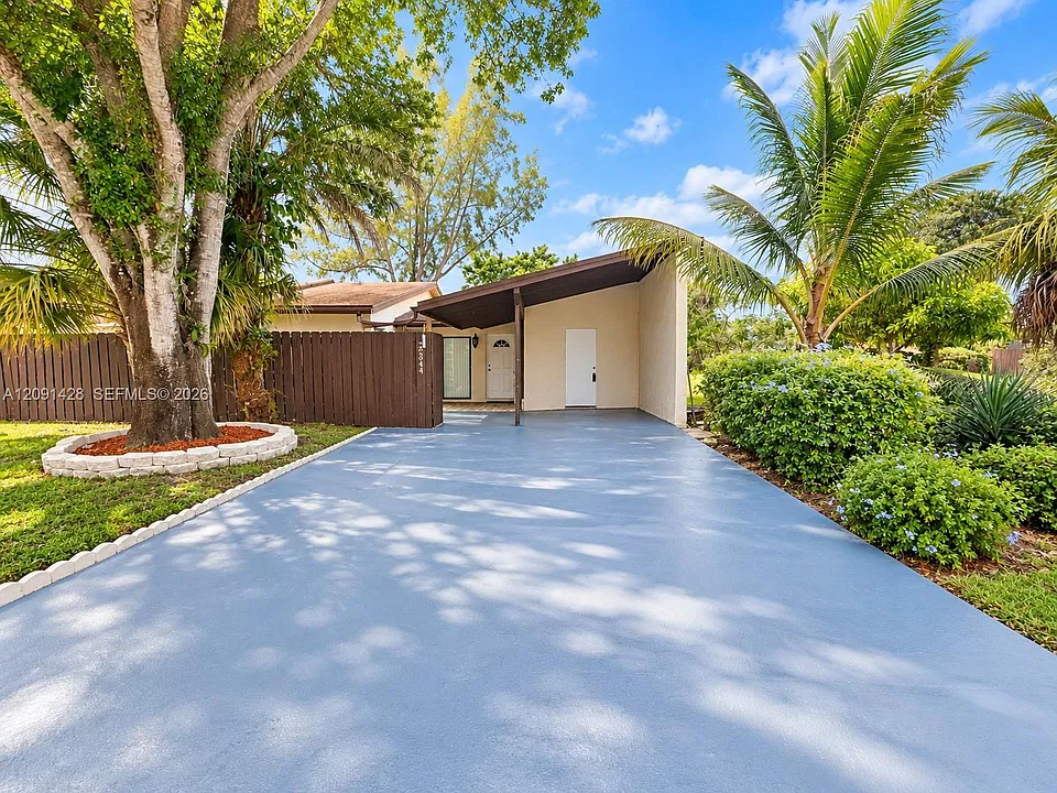 22344 Palomita Dr #22344