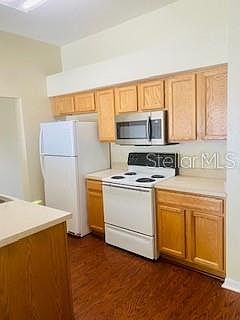 3rd image of 7731 Merchantville Cir