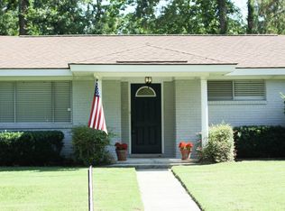 1402 Marlborough Way, Savannah, GA 31406