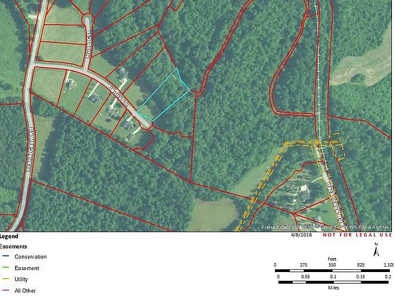 4th image of 8 Jenny Ln #8