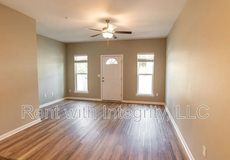 2200 Del Carmel Way — Photo 5