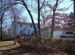 5708 Wonder Woods Dr, Wonder Lake, IL 60097