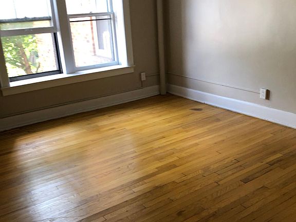 5th image of 407 Stolp Ave APT 204