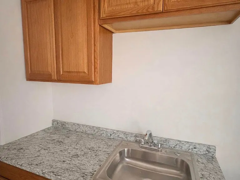 224 Main St #MAIN — Photo 4
