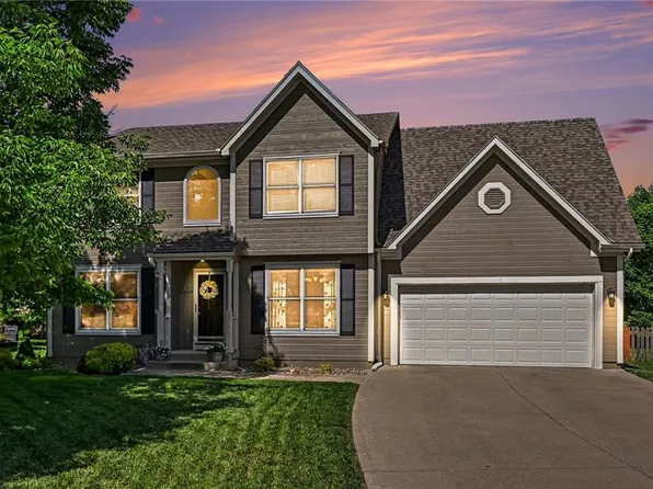 7523 N Skiles Ct, Kansas City, MO 64158