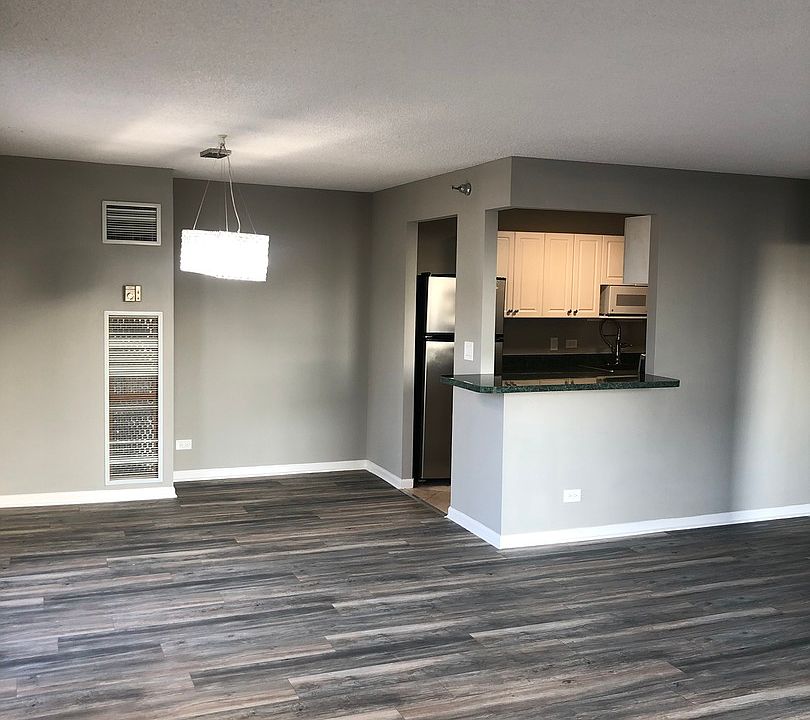 1st image of 70 W Huron St #1901-03