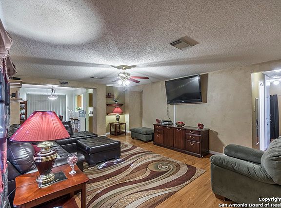 3rd image of 4015 Mystic Sunrise Dr