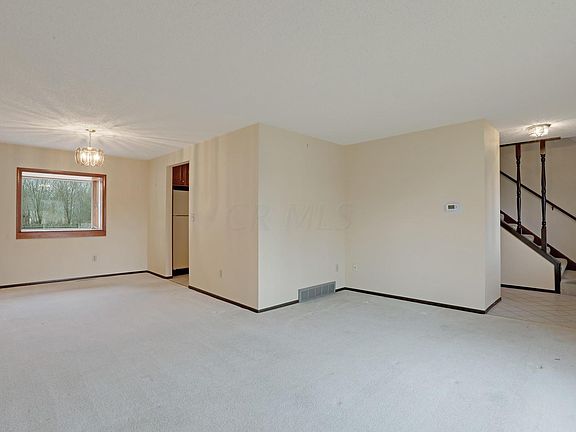 3rd image of 328 Armor Hill Dr