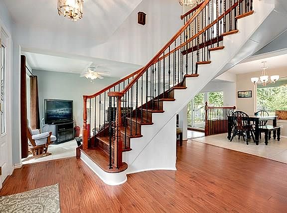 4th image of 2505 Prince John Ct