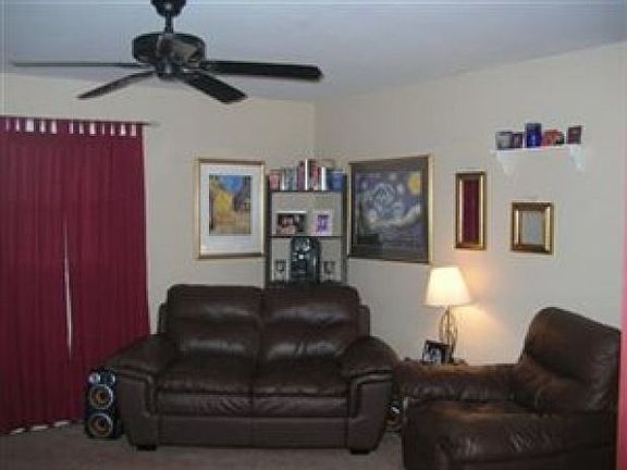 3rd image of 558 Fulmer Ave