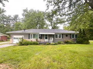 900 New Era Rd, Carbondale, IL 62901