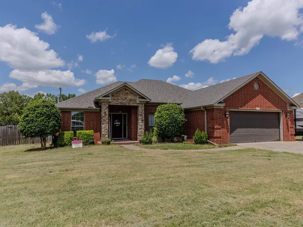 416 Oakwood Ln, Perryville, AR 72126
