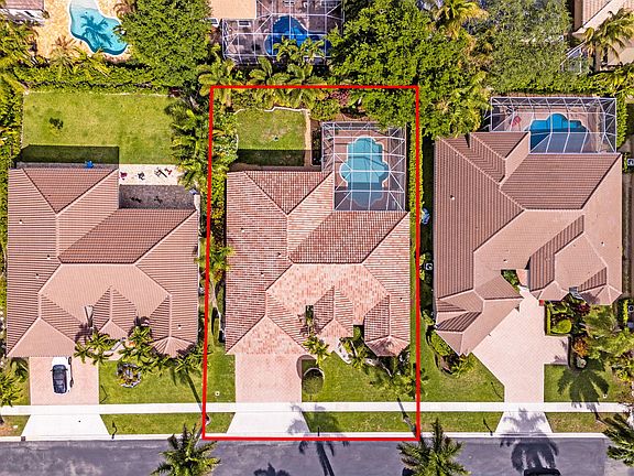 3rd image of 21704 Fall River Drive