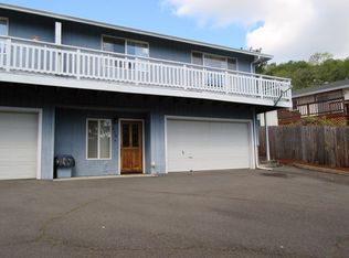 1834 & 1836 NE Todd St #1834, Roseburg, OR 97470