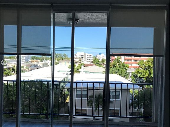 5th image of 7850 Byron Ave APT 406