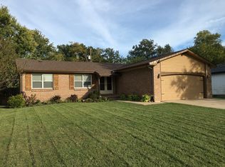 4240 N Edgemoor Dr, Wichita, KS 67220