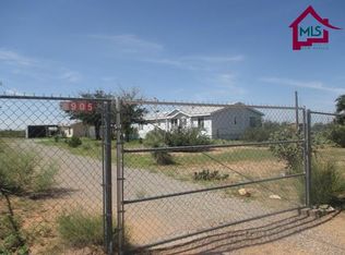 4905 Balsam Rd, Las Cruces, NM 88011