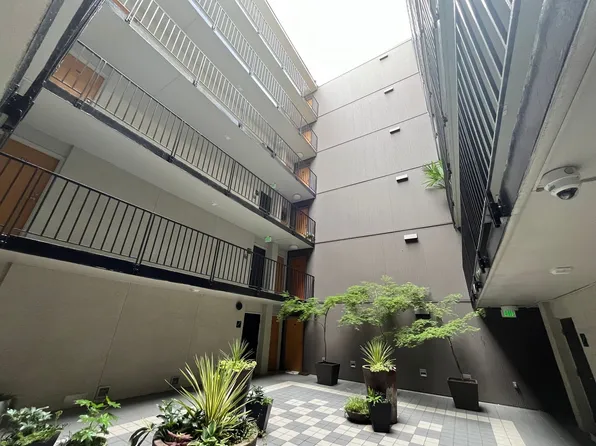 2020 SW Main St Unit 602, Portland, OR 97205