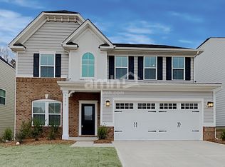 5050 Twin River Dr, Denver, NC 28037