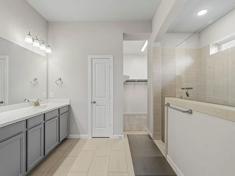 10055 Napier Dr — Photo 9