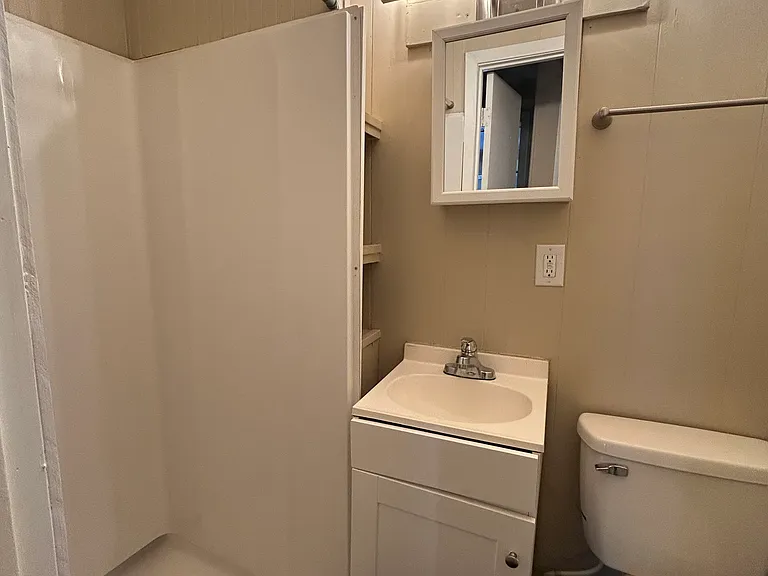 920 Woody Dr — Photo 15