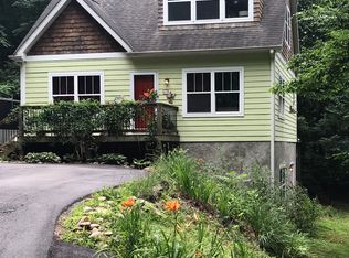 11 Old Patton Hill Rd, Swannanoa, NC 28778