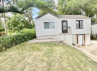3710 Bedford Ave, Omaha, NE 68111