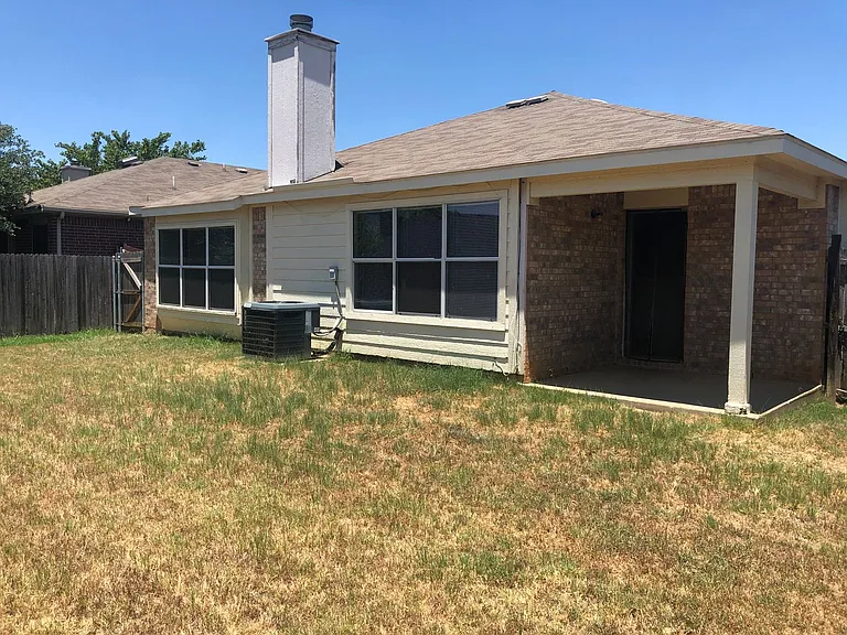 106 Oakhurst Dr — Photo 21