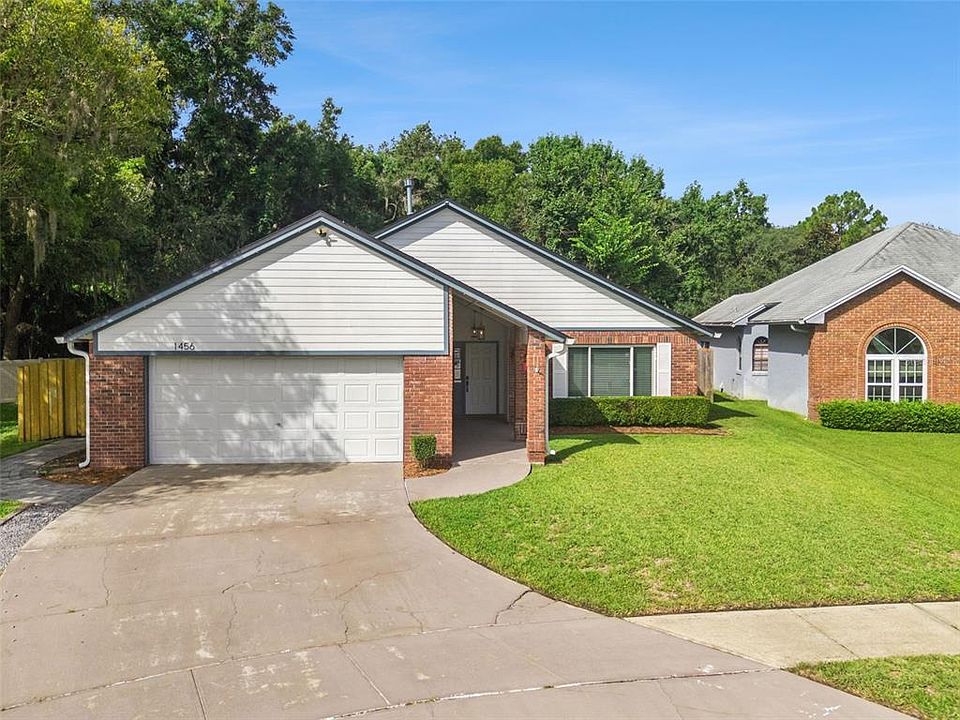 1st image of 1456 E BROOKSHIRE COURT
