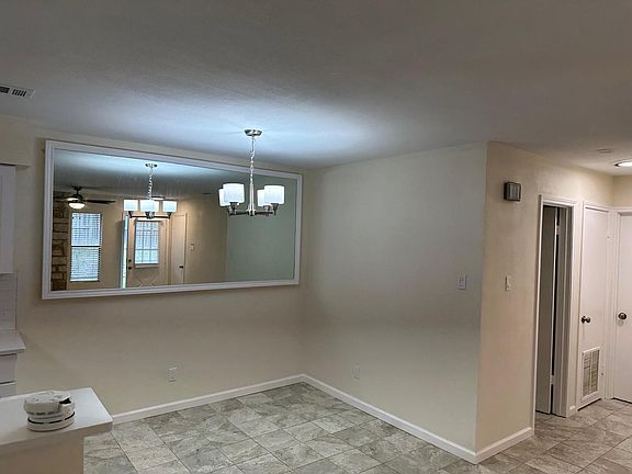 5th image of 18506 Lake Oaks Dr APT A