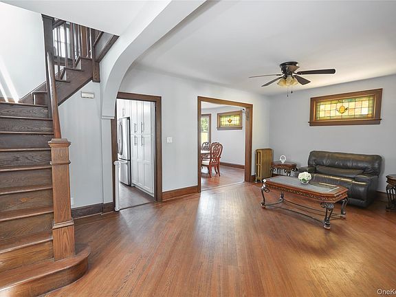 3rd image of 43 E Raleigh Avenue
