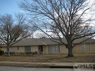 3000 Valley View Ln, Farmers Branch, TX 75234