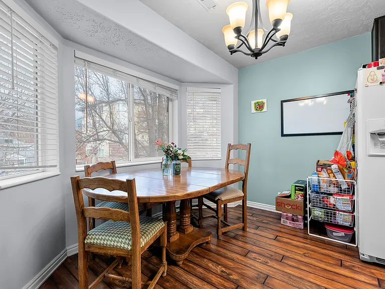 752 E 560 N #304 — Photo 3