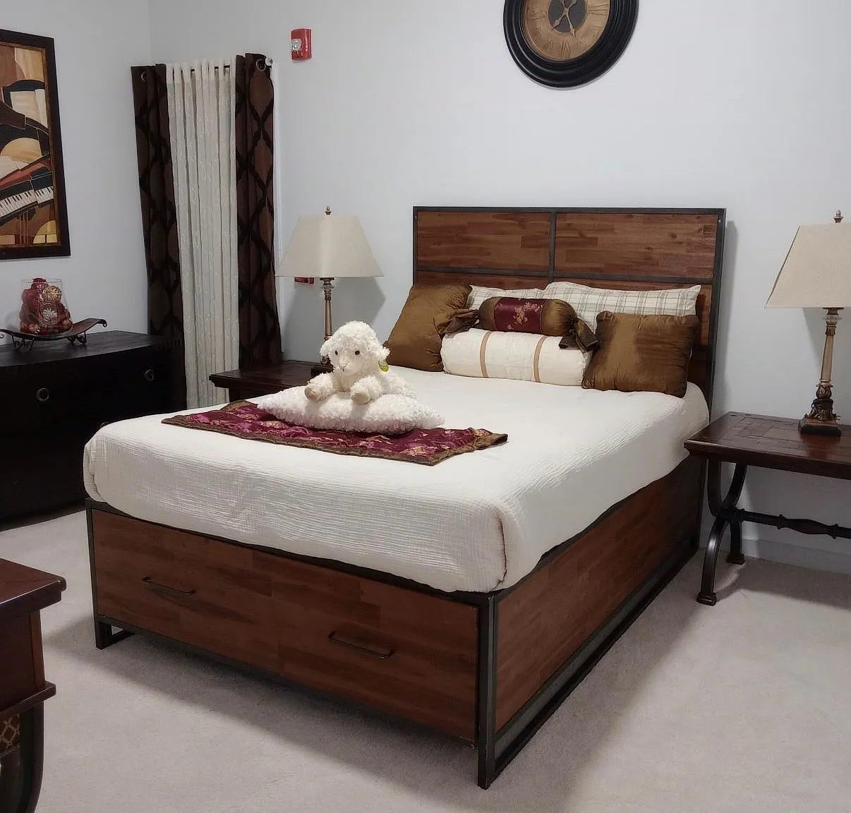 2 bed, 1.0 bath, 700 sqft, $1,050 — Photo 2