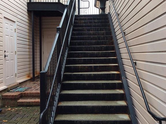 5th image of 331 E Dover St #A