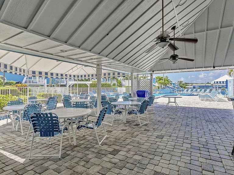 1106 Ocean Dunes Cir — Photo 36