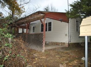 265 N Clay Rd, London, AR 72847