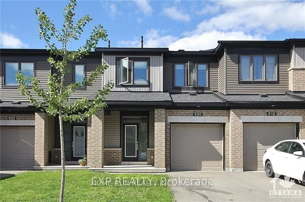 3 bed, $2,500 — Photo 1