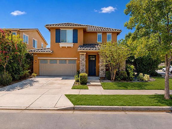 2nd image of 1282 Violet Way