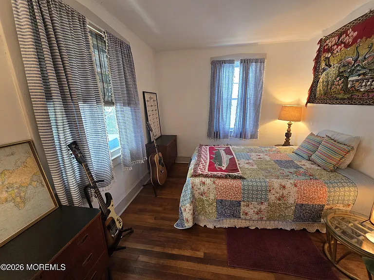 46 Evergreen Ave — Photo 10