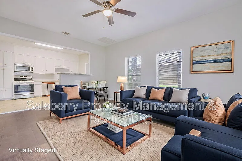 2 bed, 2.0 bath, 1203 sqft, $1,749 — Photo 4