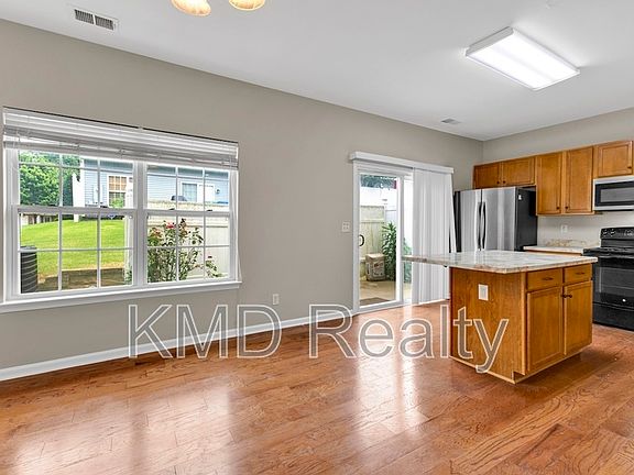 4th image of 10350 Stineway Ct