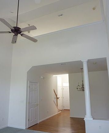 2nd image of 3514 Gwynns Pl