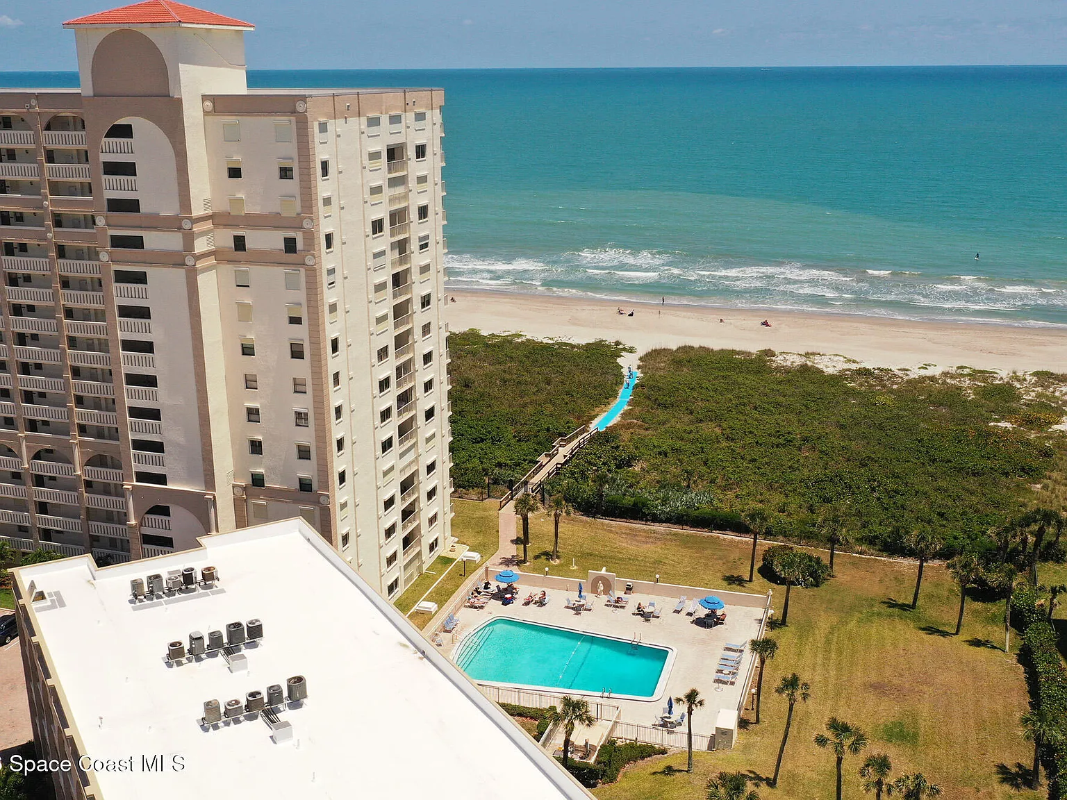 2 bed, 2.0 bath, 1317 sqft, $2,500 — Photo 4