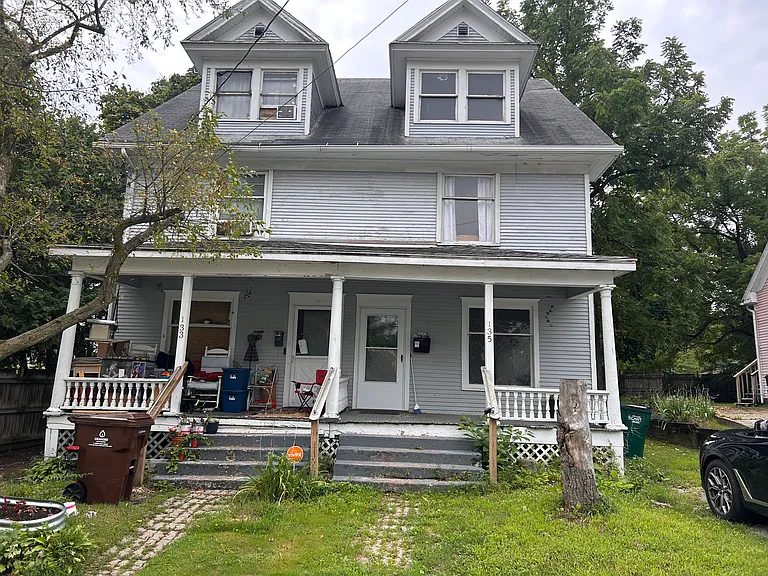 133 Woodlawn Ave — Photo 7