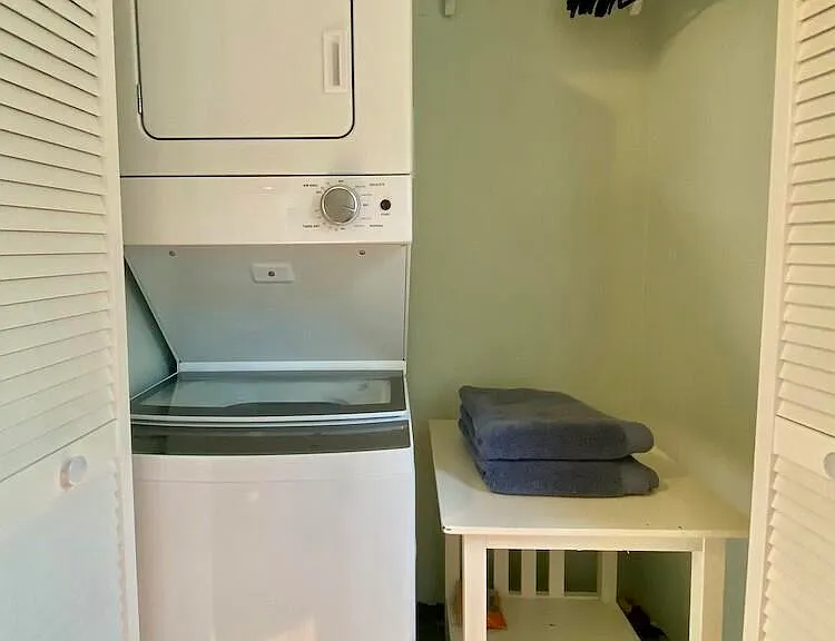1008 Starlight Dr #B — Photo 6
