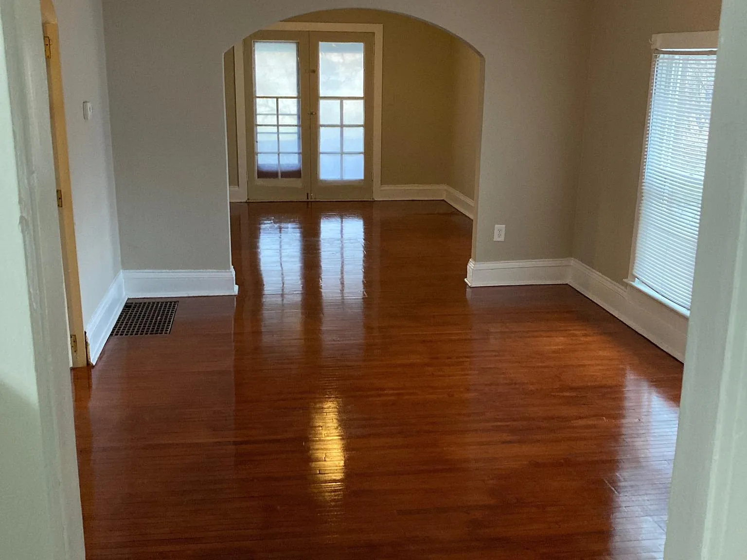 312 Summit St — Photo 1