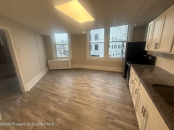 3rd image of 102 Delaware Ave #2-C