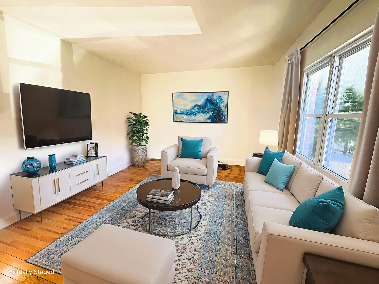 2 bed, 950 sqft, $2,500 — Photo 1